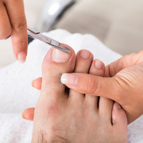 Men’s Manicure & Pedicure: Breaking the Myths and Embracing Grooming